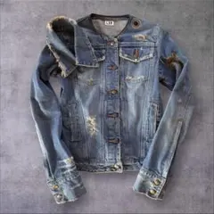 Item thumbnail for item 978e7457-5c54-4739-a4b2-594aa904fb9e