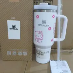 STANLEY Hello Kitty QUENCHER H2.0 40oz