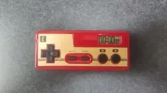 Nintendo コントローラ型アラームクロック 時計 ファミコン 連射測定