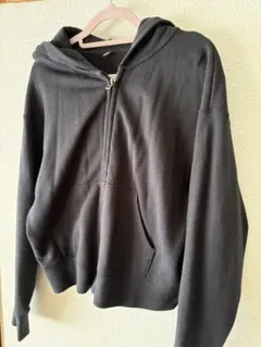 ユニクロ レディース 黒 M フルジップ フード付きパーカー