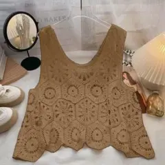 ベージュ 透かし編み ニットベスト
