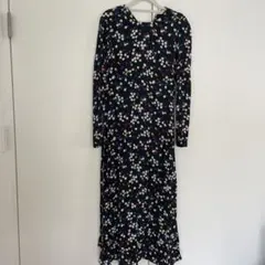 【新品タグつき】 ZARA 長袖ワンピース Sサイズ