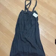 サスペンダー付き　ロングスカート