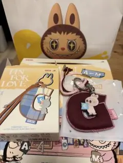 ラブブ　PIN FOR LOVE イニシャル　アルファベット　キーリング　G