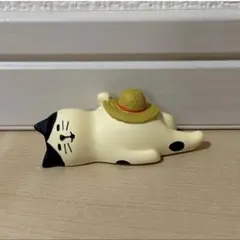 デコレ コンコンブル ハチワレ お昼寝