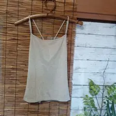 ベージュ ラメ入り クロスストラップ キャミソール