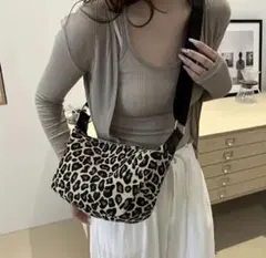 ヒョウ柄 レオパード柄 ショルダーバッグ 豹柄 斜め掛け ハンドバッグ