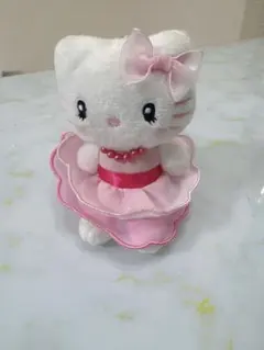 USJ限定 ハローキティ ぬいぐるみ ピンクドレス - メルカリ