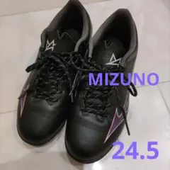 ミズノ　アルファ　トレーニングシューズ　サッカー　24.5　黒