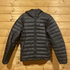 2025年最新】パタゴニア ダウンセーター フーディの人気アイテム