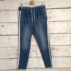 Item thumbnail for item 95caa2b5-149e-48d4-98da-bc0d766f91b0