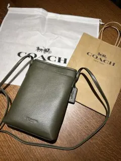 未使用品: COACH オリーブグリーン ショルダーバッグ