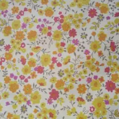 ♥綿100%シーチング生地(２ｍ弱)♥セブンベリー♥　花柄