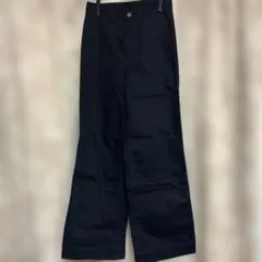 UNIQLO U ブラック　スリムフレアデニム　22