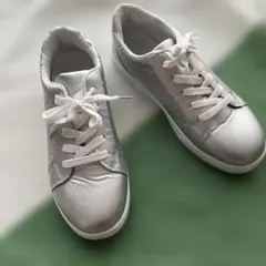 【送料込み】シルバー スニーカー