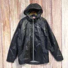 ブラック マウンテンパーカー