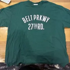 BAYELOWのTシャツ