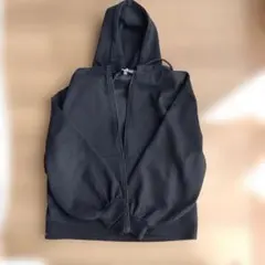 ブラックパーカー 150センチ