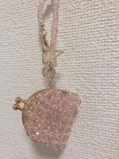 ハンドメイド♡ピンク　ビーズ♡おむすび型　がま口⭐︎キラキラ⭐︎可愛い♡人気⭐︎