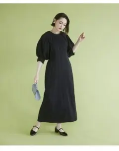 デミルクスビームス　黒 パフスリーブワンピース　Mサイズ
