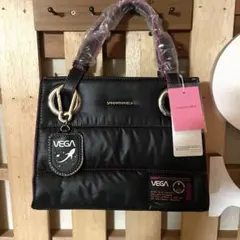 新品　Samantha Vega ブラック×ピンクショルダーバッグ 宇宙