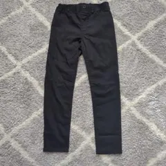 GU 黒 ゴムウエスト ストレートパンツ 120cm