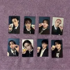 ラスト1セット　straykids スキズ　たまごっち　トレカセット８枚