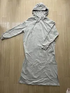 授乳服　スウェットワンピース　マタニティ