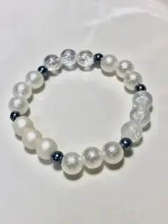 ハンドメイド　ブレスレット　白