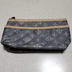 ラシット ポーチ