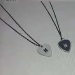 2026年最新】SUGA GUITAR PICK NECKLACEの人気アイテム - メルカリ