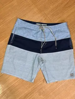 BILLABONG ボードショーツ 青系ストライプ