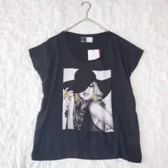 新品⭐︎Rady ビジュープリントTシャツ ［B333］のサムネイル