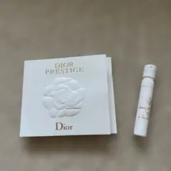 Dior プレステージ マイクロ ユイルド ローズ セラム 試供品のサムネイル