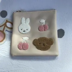 ミッフィー　スクエアポーチ　ミッフィー&ボリス