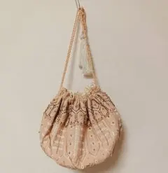 WEEKENDPEOPLE ビーズ刺繍 巾着ショルダーバッグサーモンピンクインドのサムネイル