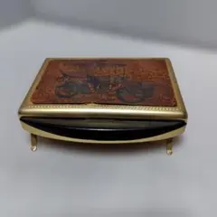 Item thumbnail for item e68a37e1-02a6-4a9f-aab6-fe981bdb57f8