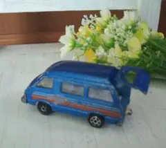 Item thumbnail for item e6c3cc1c-d8a0-4043-bcf4-fd5b30a8e44e