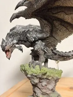 2026年最新】クリエイターズモデル リオレウスの人気アイテム - メルカリ