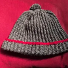 ハンドメイド ニット帽 グレー×レッド ポンポン付き