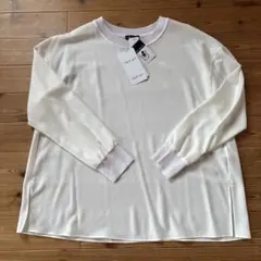 新品未使用　INDIVI リブデザインロングＴシャツ　オフホワイト　38