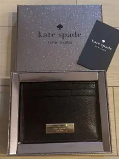 ケイトスペードスモールパテントサフィアーノスリムカードケース、ボックス