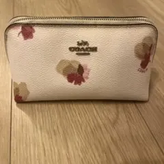 【COACH】花柄ポーチ｜しっかり収納＆可愛いデザイン◎