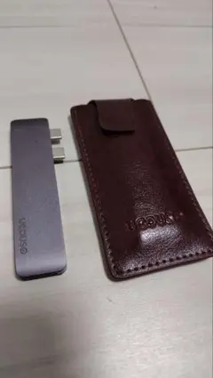 Item thumbnail for item 0551fee5-2fc8-444b-8333-572ffc036f4e