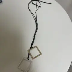 レザー　ロングペンダントネックレス