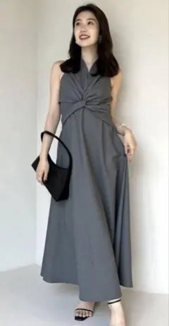 ánuans ツイストギャザーワンピース