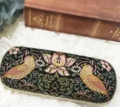 Item thumbnail for item 9fff797b-bf40-4eb4-8f41-dc6660b5f134