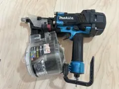 マキタ AN936H 高圧エア釘打機 90mm 実働 現役大工使用 - メルカリ