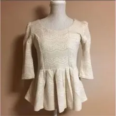 ロペピクニック　レースペプラムトップス