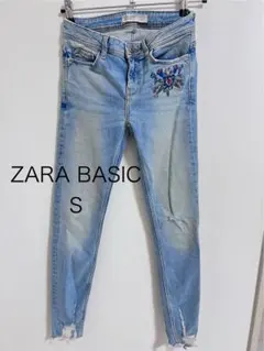 美品♡ZARA BASIC 刺繍スキニージーンズ S